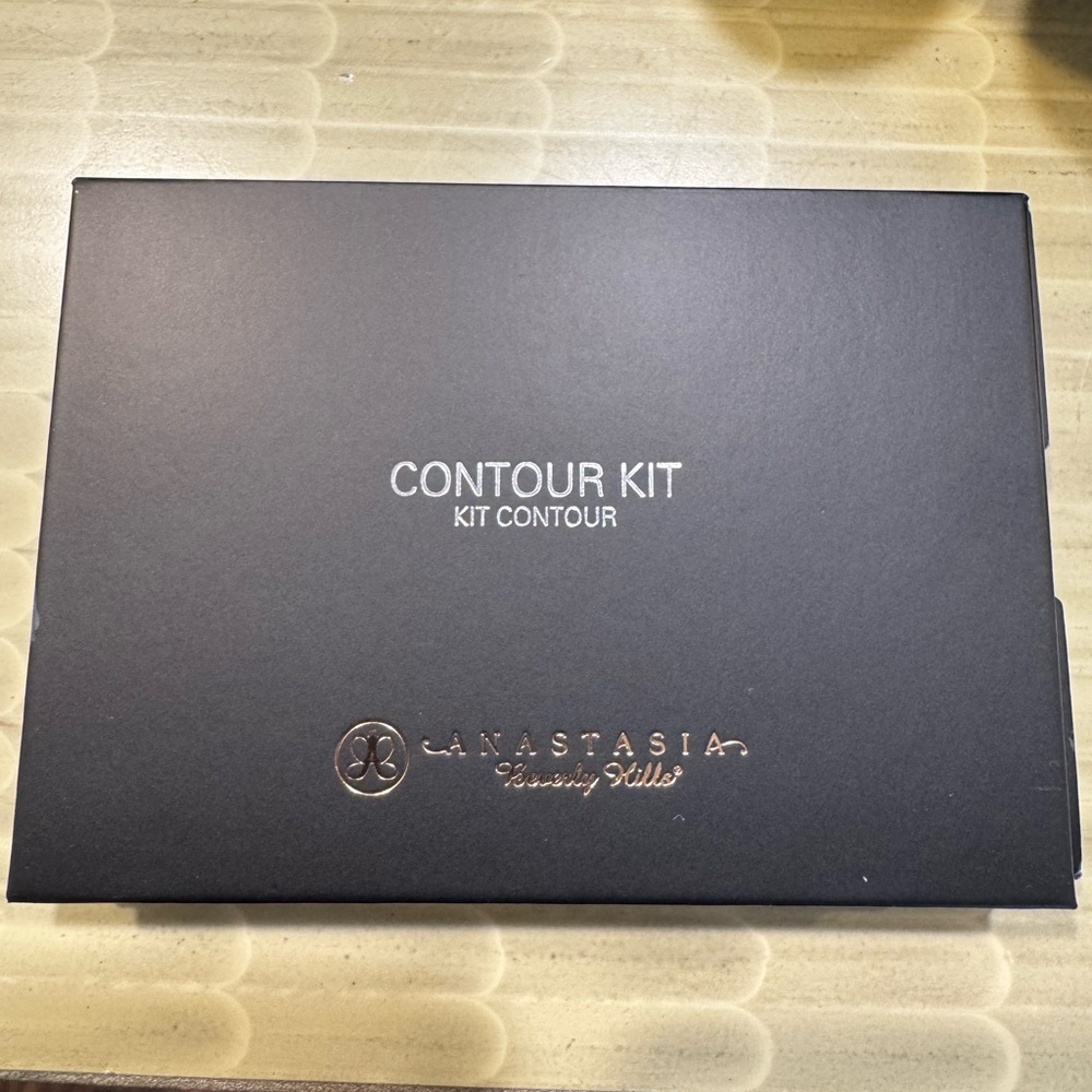 Anastasia Beverly Hills Contour Kit - Black